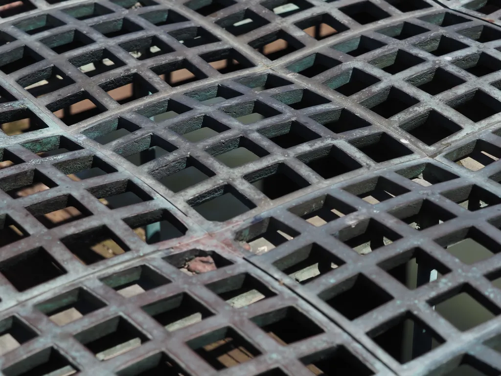 a large grating on a pier
